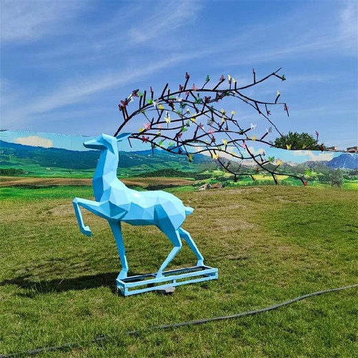 園林景觀鹿不銹鋼雕塑供應(yīng)商
