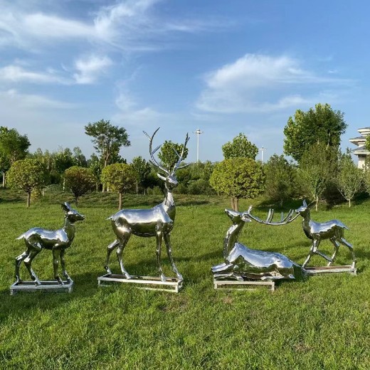 公園不銹鋼鏡面鹿雕塑供應(yīng)商