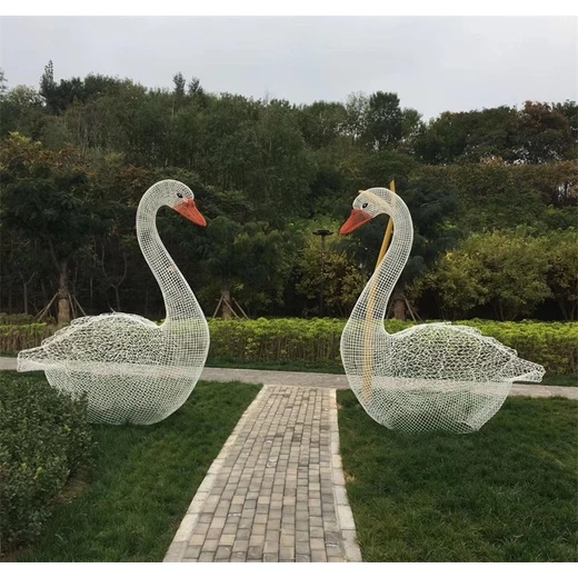 抽象鏡面天鵝雕塑鐵藝鏤空動物雕塑加工