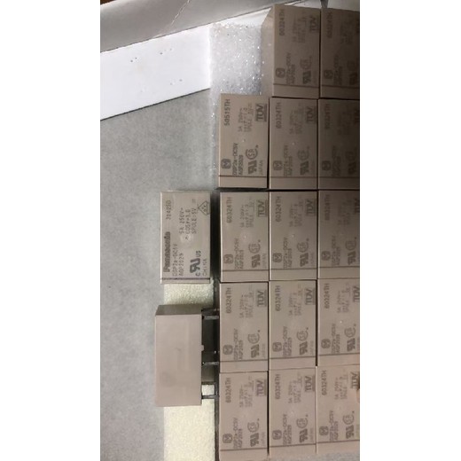 工廠電子IC回收不論多少都能賣個(gè)好價(jià)錢