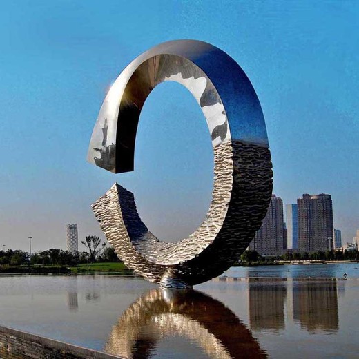 信陽(yáng)幾何不銹鋼雕塑小區廣場(chǎng)工藝品擺件