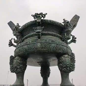 徐匯定制鑄銅雕塑,大型校園廣場(chǎng)玻璃鋼仿銅雕塑