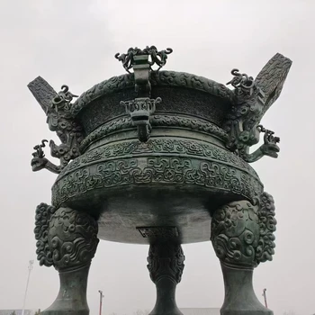 綏化大型人物鑄銅雕塑,鑄銅人物雕塑浮雕加工廠家