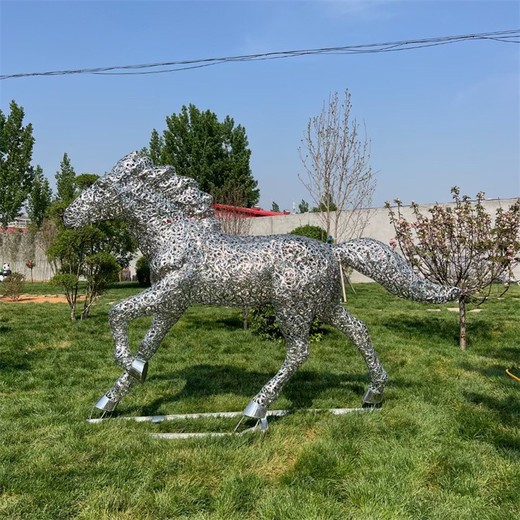 幾何切面駿馬雕塑發(fā)光馬雕塑圖片