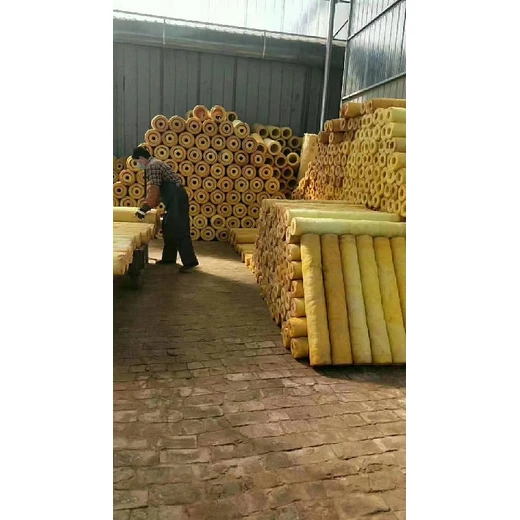 離心玻璃棉保溫氈,真空玻璃棉卷氈密度