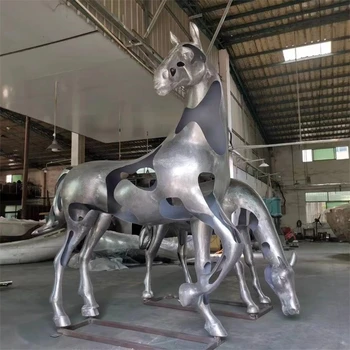 彩繪抽象駿馬雕塑鏤空發(fā)光馬雕塑批發(fā)