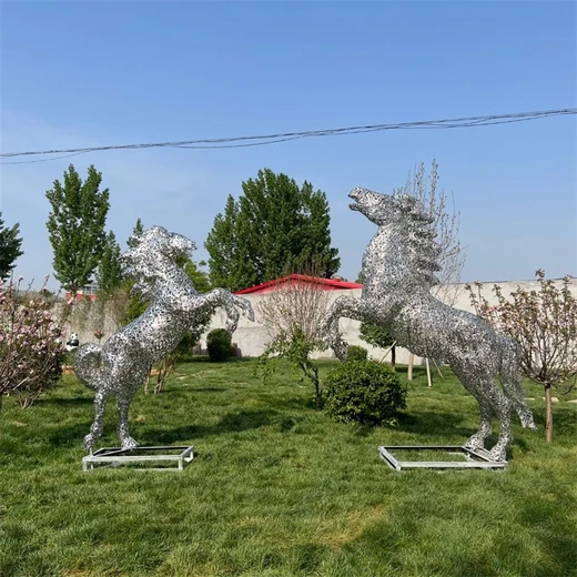 鏡面馬雕塑抽象發(fā)光駿馬雕塑