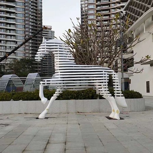 幾何切面駿馬雕塑不銹鋼發(fā)光馬雕塑加工制作