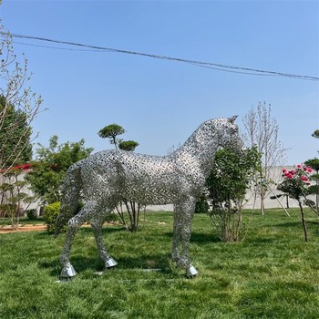 鏡面馬雕塑公園動(dòng)物雕塑圖片