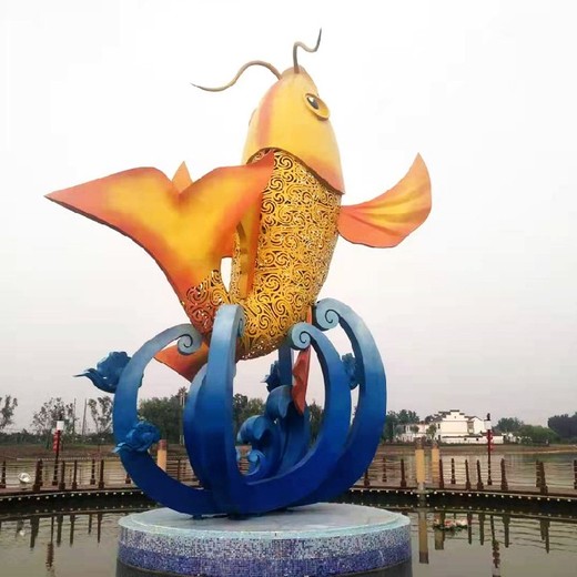 水池鐵藝鯉魚雕塑價(jià)格