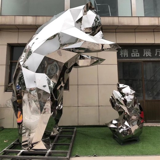 鏡面熊雕塑幾何切面熊雕塑景觀擺件