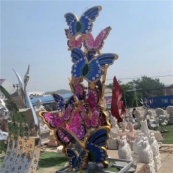 地產(chǎn)景觀不銹鋼發(fā)光蝴蝶雕塑制作