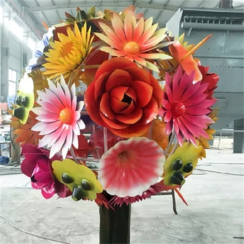 廣場(chǎng)不銹鋼花雕塑加工廠家