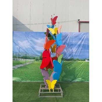 廣場(chǎng)不銹鋼鏤空蝴蝶雕塑供應(yīng)商