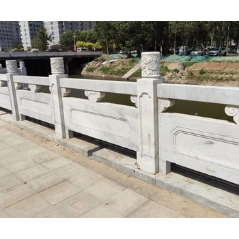 云南草白玉石欄桿批發(fā)廠家