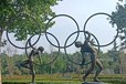 曲陽縣大型五環(huán)雕塑定制廠家,體育運動主題雕塑