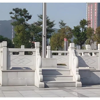 梁平臺(tái)欄桿定制價(jià)格