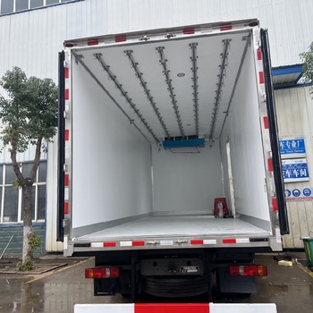 內蒙古赤峰4.2米新能源冷藏車價格多少
