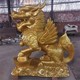 古代鑄銅麒麟雕塑圖