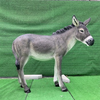 保定玻璃鋼毛驢雕塑生產廠家,玻璃鋼動物雕塑大全