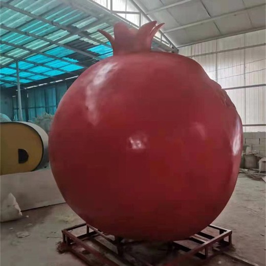 公園玻璃鋼石榴雕塑廠家,石榴民族團結雕塑定制