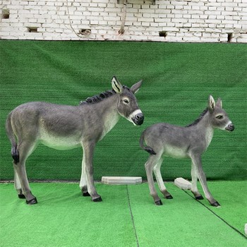 保定玻璃鋼毛驢雕塑生產廠家,玻璃鋼動物雕塑大全