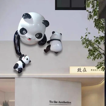 卡通動畫熊貓雕塑電影人物-農(nóng)場熊貓雕塑壁畫雕塑廠家定制