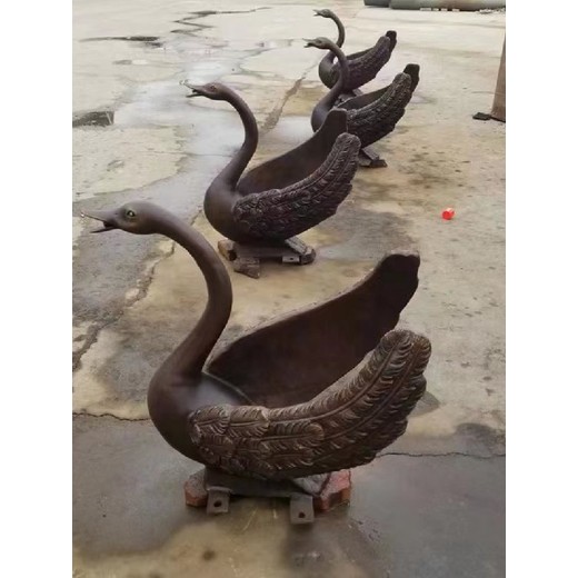 小區(qū)銅雕刻天鵝鑄造