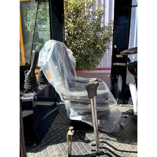 陳巴爾虎旗從事小型兩頭忙挖掘裝載機多功能兩頭忙裝載機