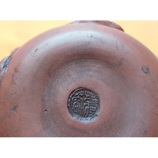 拍賣公司大型征集報(bào)名鮑志強(qiáng)的紫砂壺紫砂壺想快速變現(xiàn)