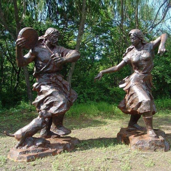 景區(qū)少數(shù)民族雕塑加工