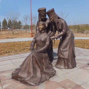 廣場(chǎng)少數(shù)民族銅雕塑加工廠家