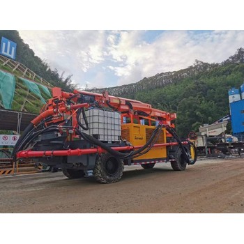 CSP30車(chē)載式濕噴臺(tái)車(chē)液壓濕噴臺(tái)車(chē)