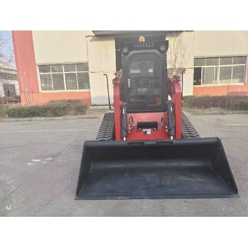 揚(yáng)州小型滑移裝載機(jī)出口外貿(mào)