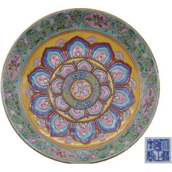 麗江哥窯瓷器,鈞窯瓷器華藝國際免費(fèi)征集
