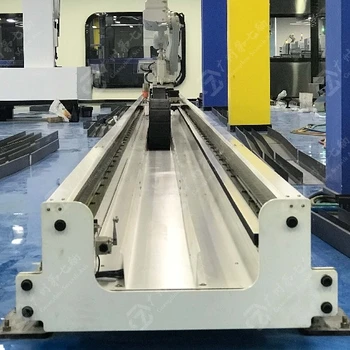 生產(chǎn)線上下料機器人行走軌道廠家可按需求非標定制