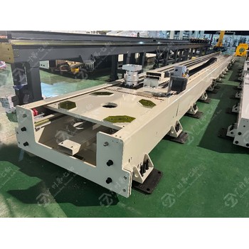 湖南機器人行走軸,工業(yè)機器人行走軸,設計生產(chǎn)廠家