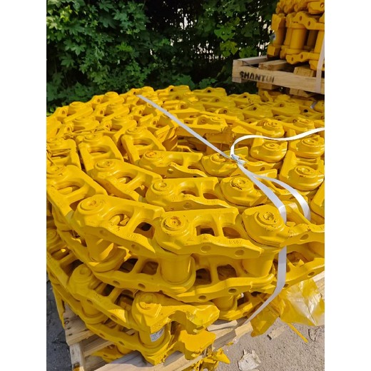 SD16推土機(jī)配件原廠鏈條現(xiàn)貨速發(fā)