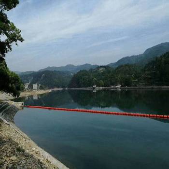 水利電站樞紐區域浮筒式攔渣排取水口導漂排