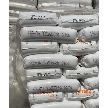 新疆聚氨酯組合料回收廠家電話,回收聚氨酯黑料
