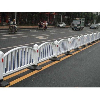 泰州機非隔離護欄廠家