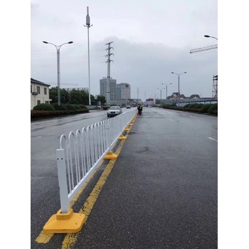 商洛馬路中央護欄價格