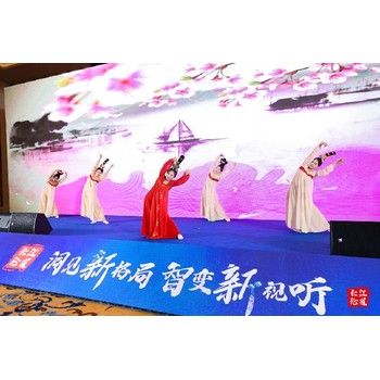 硚口舞臺大屏燈光音響出租，舞美設備租賃供應商