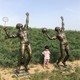 曲陽縣兒童踢足球雕塑定制廠家,打籃球雕塑大全產(chǎn)品圖