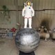 宇航員雕像圖