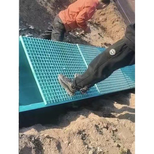 河北祿岳定制玻璃鋼排水溝U型槽等-環保耐用耐腐抗壓廠家供應