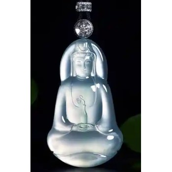 坪山新區翡翠拍賣(mài)時(shí)間,翡翠鑒定
