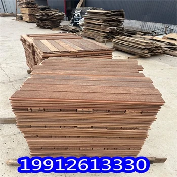 房梁木舊原木柱子隔斷裝飾柱子供應