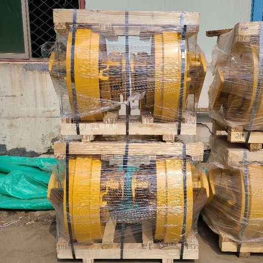 現(xiàn)貨直供山推推土機(jī)160配件SD22推土機(jī)引導(dǎo)輪