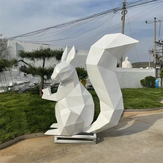 發(fā)光松鼠雕塑松鼠雕塑造型大全